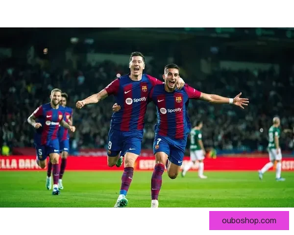 欧冠焦点战拜仁迎战巴萨豪门对决精彩瞬间解析