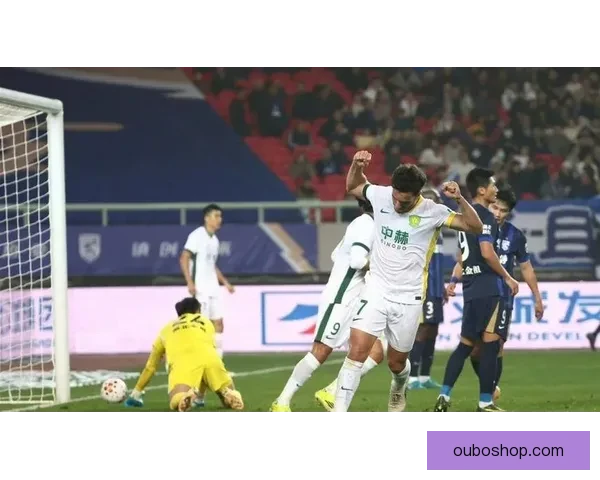 武汉三镇主场0比2不敌北京国安攻守失衡暴露问题争四前景骤承压 武汉三镇主场0比2不敌北京国安攻守失衡暴露问题争四前景骤承压