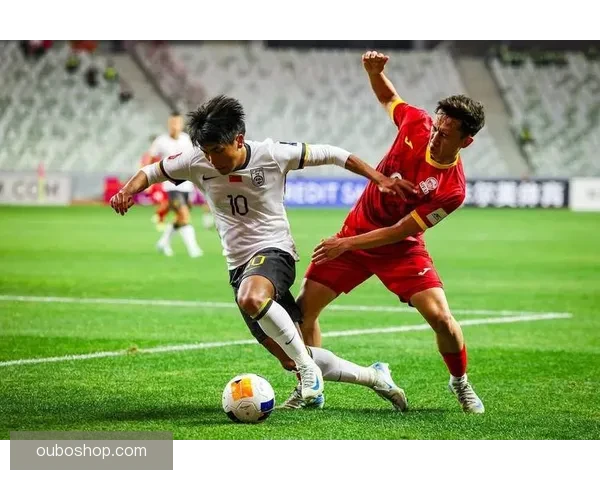 中斯里兰卡U20队惜败尼泊尔U20队 赛场焦点聚集激烈对抗