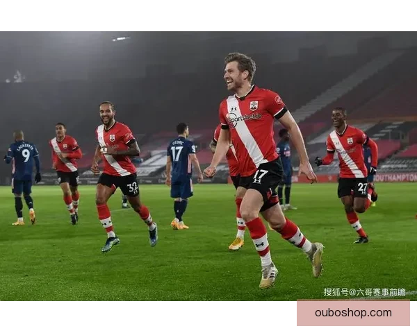 林肯联客场大胜布里格豪斯城 以3-0完美取胜稳居上游 林肯联客场大胜布里格豪斯城 以3-0完美取胜稳居上游