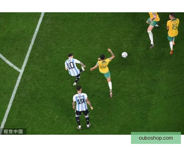 中竞技俱乐部凭借单球胜圣马丁福莫萨成功晋级 迎接更大挑战 中竞技俱乐部凭借单球胜圣马丁福莫萨成功晋级 迎接更大挑战